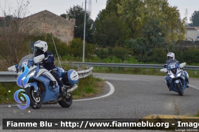 Yamaha FJR 1300 II serie
Polizia di Stato
Polizia Stradale
Allestimento Elevox
in scorta al Giro d'Italia 2020
Parole chiave: Yamaha FJR_1300_IIserie Giro_D_Italia_2020