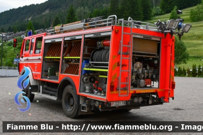 Mercedes-Benz 1222
Vigili del Fuoco
Unione Distrettuale di Fassa
Corpo di Pozza di Fassa (TN)
Allestimento Ziegler
VF C21 TN
Parole chiave: Mercedes-Benz 1222 VFC21TN