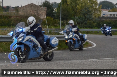 Yamaha FJR 1300 II serie
Polizia di Stato
Polizia Stradale
Allestimento Elevox
in scorta al Giro d'Italia 2020
Parole chiave: Yamaha FJR_1300_IIserie Giro_D_Italia_2020