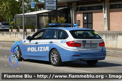 Bmw 320 Touring F31 III restyle
Polizia di Stato
Polizia Stradale
Allestimento Focaccia
In scorta al
Giro della Romagna 
Auto 1
POLIZIA M3523
Parole chiave: Bmw 320_Touring_F31_IIIrestyle POLIZIAM3523