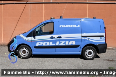 Fiat Scudo IV serie
Polizia di Stato
Unità Cinofile
Allestimento Elevox
POLIZIA M3192
Parole chiave: Fiat Scudo_IVserie POLIZIAM3192