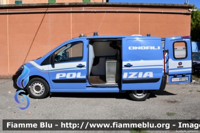 Fiat Scudo IV serie
Polizia di Stato
Unità Cinofile
Allestimento Elevox
POLIZIA M3192
Parole chiave: Fiat Scudo_IVserie POLIZIAM3192