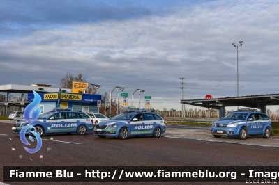 Skoda Octavia Wagon V serie
Polizia di Stato
Polizia Stradale
Allestimento Focaccia
Decorazione Grafica Artlantis
POLIZIA M5240
POLIZIA M4735
Parole chiave: Skoda Octavia_Wagon_Vserie POLIZIAM5240 POLIZIAM4735