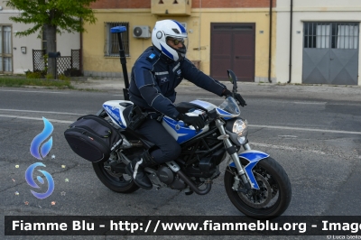 Ducati Monster
Polizia Locale
"Unione dei Comuni della Bassa Romagna"
Allestimento Bertazzoni
POLIZIA LOCALE YA 00036 
POLIZIA LOCALE YA 00037
Parole chiave: Ducati Monster POLIZIALOCALEYA00036  POLIZIALOCALEYA00037