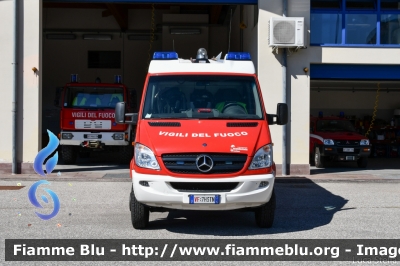 Mercedes-Benz Sprinter 4x4 III serie
Vigili del Fuoco
Unione Distrettuale di Mezzolombardo
Corpo Volontario di Mezzolombardo (TN)
Allestimento Brandschutz - Rosenbauer
VF 7H3 TN
Parole chiave: Mercedes-Benz Sprinter_4x4_IIIserie  VF7H3TN