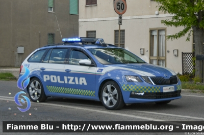 Skoda Octavia Wagon V serie
Polizia di Stato
Polizia Stradale
Allestimento Focaccia
In scorta al
Giro della Romagna
POLIZIA M5239
Parole chiave: Skoda Octavia_Wagon_Vserie POLIZIAM5239