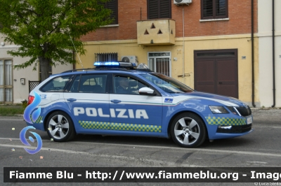 Skoda Octavia Wagon V serie
Polizia di Stato
Polizia Stradale
Allestimento Focaccia
In scorta al
Giro della Romagna
POLIZIA M5239
Parole chiave: Skoda Octavia_Wagon_Vserie POLIZIAM5239