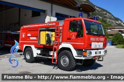 Man LE 10.220 4x4
Vigili del Fuoco
Unione Distrettuale di Mezzolombardo
Corpo Volontario di Mezzolombardo (TN)
Allestimento Kolfer Fahrzeugbau
VF 4A4 TN
Parole chiave: Man LE_10.220_4x4 VF4A4TN