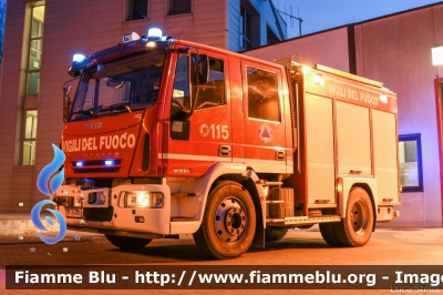 Iveco EuroCargo SuperCity 120E24 II serie
Vigili del Fuoco
Comndo Provinciale di Ferrara
Distaccamento Volontario di Copparo
AutoPompaSerbatoio allestimento Iveco-Magirus
VF 24530
Parole chiave: Iveco EuroCargo_SuperCity_120E24_IIserie VF24530