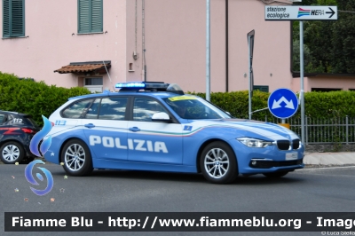 Bmw 320 Touring F31 III restyle
Polizia di Stato
Polizia Stradale
Allestimento Focaccia
In scorta al
Giro della Romagna 
Auto 1
POLIZIA M3523
Parole chiave: Bmw 320_Touring_F31_IIIrestyle POLIZIAM3523