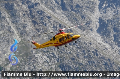 Agusta Westland AW139
Vigili del Fuoco
Corpo Permanente di Trento
Nucleo Elicotteri
I-NOST
Parole chiave: Agusta-Westland AW139 I-NOST