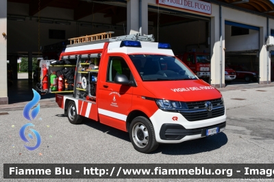 Volkswagen Transporter T6.1
Vigili del Fuoco
Unione Distrettuale di Mezzolombardo
Corpo Volontario di Mezzolombardo (TN)
Allestimento Rosenbauer
VF 9V3 TN
Parole chiave: Volkswagen Transporter_T6.1 VF9V3TN