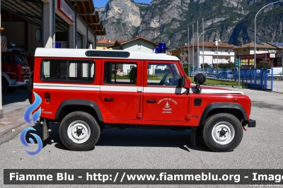 Land Rover Defender 110
Vigili del Fuoco
Unione Distrettuale di Mezzolombardo
Corpo Volontario di Mezzolombardo (TN)
VF K97 TN
Parole chiave: Land-Rover Defender_110 VFK97TN