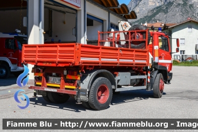 Mercedes Benz 1124 4x4
Vigili del Fuoco
Unione Distrettuale di Mezzolombardo
Corpo Volontario di Mezzolombardo (TN)
VF B70 TN
Parole chiave: Mercedes Benz 1124 4x4 VFB70TN