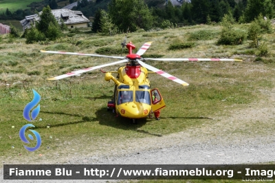 Agusta Westland AW139
Vigili del Fuoco
Corpo Permanente di Trento
Nucleo Elicotteri
I-NOST
Parole chiave: Agusta-Westland AW139 I-NOST