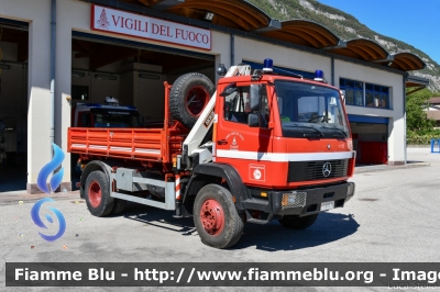 Mercedes Benz 1124 4x4
Vigili del Fuoco
Unione Distrettuale di Mezzolombardo
Corpo Volontario di Mezzolombardo (TN)
VF B70 TN
Parole chiave: Mercedes Benz 1124 4x4 VFB70TN