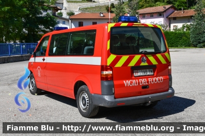 Volkswagen Transporter T5 
Vigili del Fuoco
Unione Distrettuale di Mezzolombardo
Corpo Volontario di Mezzolombardo (TN)
VF 1A6 TN
Parole chiave: Volkswagen Transporter_T5  VF1A6TN