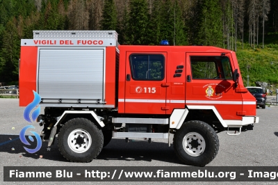 Eurotrek X4
Vigili del Fuoco
Unione distrettuale di Fassa
Corpo Volontario di Campitello di Fassa (TN)
VF 7H7 TN
Parole chiave: Eurotrek X4  VF7H7TN