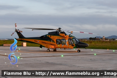 Agusta Westland AW169
Guardia di Finanza
Reparto Operativo Aereonavale
Volpe 502 
Parole chiave: Agusta-Westland AW169 Volpe 502 