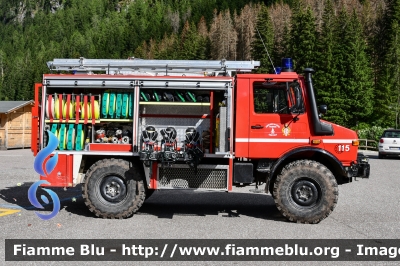 Mercedes-Benz Unimog 1250
Vigili del Fuoco
Unione distrettuale di Fassa
Corpo Volontario di Campitello di Fassa (TN)
Allestimento Calabrese
VF G40TN
Parole chiave: Mercedes-Benz Unimog 1250 VFG40TN