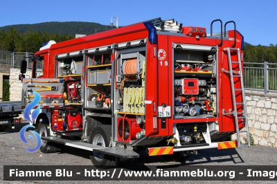 Man TGM 13.290 4x4 III serie
Vigili del Fuoco
Unione distrettuale di Cles
Corpo Volontario di Smarano (TN)
Allestimento BAI
VF 6D5 TN
Parole chiave: Man TGM_13.290_4x4_IIIserie VF6D5TN