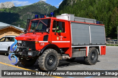 Mercedes-Benz Unimog 1250
Vigili del Fuoco
Unione distrettuale di Fassa
Corpo Volontario di Campitello di Fassa (TN)
Allestimento Calabrese
VF G40TN
Parole chiave: Mercedes-Benz Unimog 1250 VFG40TN