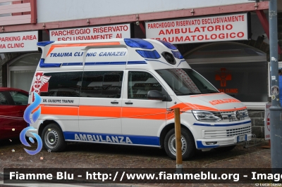 Volkswagen Transporter T6
Trauma Medical Clinic Canazei (TN)
Parole chiave: Volkswagen Transporter_T6 Ambulanza