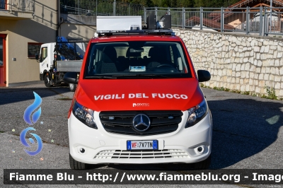 Mercedes-Benz Vito III serie
Vigili del Fuoco
Unione distrettuale di Cles
Corpo Volontario di Smarano (TN)
VF 7V7 TN
Parole chiave: Mercedes-Benz Vito_IIIserie VF7V7TN