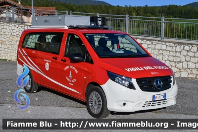 Mercedes-Benz Vito III serie
Vigili del Fuoco
Unione distrettuale di Cles
Corpo Volontario di Smarano (TN)
VF 7V7 TN
Parole chiave: Mercedes-Benz Vito_IIIserie VF7V7TN