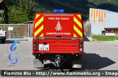 Land Rover Defender 130
Vigili del Fuoco
Unione distrettuale di Fassa
Corpo Volontario di Campitello di Fassa (TN)
Allestimento Fulmix
VF 1E4 TN
Parole chiave: Land_Rover Defender_130 VF1E4TN