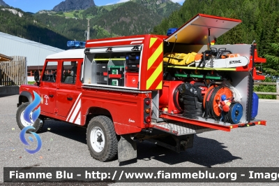 Land Rover Defender 130
Vigili del Fuoco
Unione distrettuale di Fassa
Corpo Volontario di Campitello di Fassa (TN)
Allestimento Fulmix
VF 1E4 TN
Parole chiave: Land_Rover Defender_130 VF1E4TN