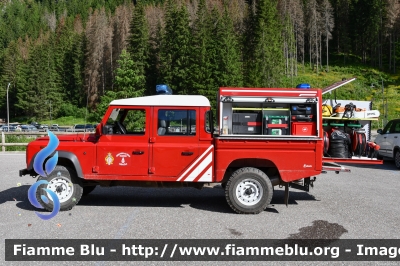 Land Rover Defender 130
Vigili del Fuoco
Unione distrettuale di Fassa
Corpo Volontario di Campitello di Fassa (TN)
Allestimento Fulmix
VF 1E4 TN
Parole chiave: Land_Rover Defender_130 VF1E4TN