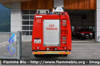 Mercedes-Benz Sprinter 4x4 III serie restyle
Vigili del Fuoco
Unione Distrettuale della Val Di Sole
Corpo Volontario di Terzolas (TN)
Allestimento Kofler Fahrzeugbau
VF 6D7 TN
Parole chiave: Mercedes-Benz Sprinter_4x4_IIIserie_restyle VF6D7TN