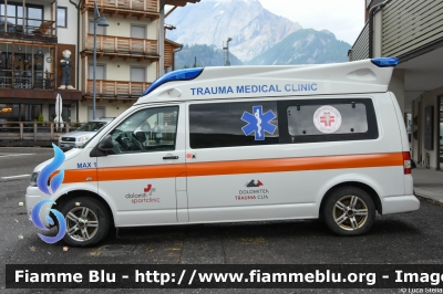 Volkswagen Transporter T6
Trauma Medical Clinic Canazei (TN)
Parole chiave: Volkswagen Transporter_T6 Ambulanza