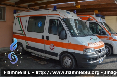 Fiat Ducato III serie
Associazione Pubblica Assistenza Ferrarese - ODV
Allestimento Cevi Carrozzeria Europea
Sede di Migliarino (FE)

Parole chiave: Fiat Ducato_IIIserie Ambulanza