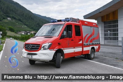 Mercedes-Benz Sprinter 4x4 III serie restyle
Vigili del Fuoco
Unione Distrettuale della Val Di Sole
Corpo Volontario di Terzolas (TN)
Allestimento Kofler Fahrzeugbau
VF 6D7 TN
Parole chiave: Mercedes-Benz Sprinter_4x4_IIIserie_restyle VF6D7TN