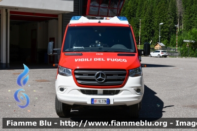  Mercedes-Benz Sprinter 4x4 IV serie
Vigili del Fuoco
Unione distrettuale di Fassa
Corpo Volontario di Canazei (TN)
Allestimento Kofler Fahrzeugbau
VF 9L3 TN
Parole chiave:  Mercedes-Benz Sprinter_4x4_IVserie VF9L3TN