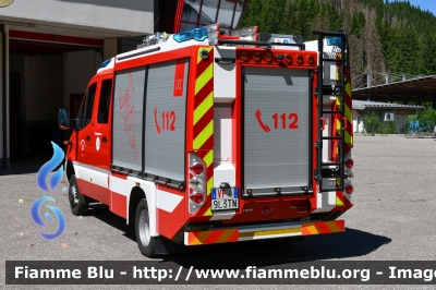  Mercedes-Benz Sprinter 4x4 IV serie
Vigili del Fuoco
Unione distrettuale di Fassa
Corpo Volontario di Canazei (TN)
Allestimento Kofler Fahrzeugbau
VF 9L3 TN
Parole chiave:  Mercedes-Benz Sprinter_4x4_IVserie VF9L3TN