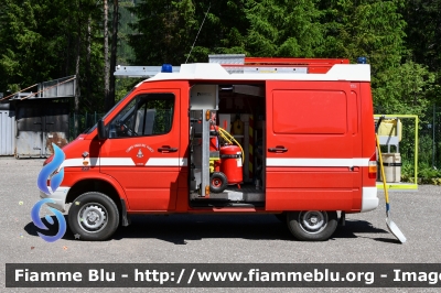 Mercedes-Benz Sprinter 4x4 II serie
Vigili del Fuoco
Unione distrettuale di Fassa
Corpo Volontario di Canazei (TN)
Allestimento Divitec
VF D35 TN
Parole chiave: Mercedes-Benz Sprinter_4x4_IIserie VFD35TN