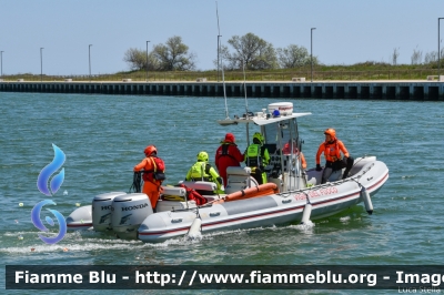 Gommone 
Vigili del Fuoco
Comando Provinciale di Ferrara
Distaccamento Permanente di Comacchio
Parole chiave: Portogaribaldi FE