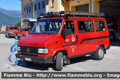 Fiat Ducato 4x4 I serie II Restyle
Vigili del Fuoco
Unione distrettuale di Cles
Corpo Volontario di Coredo (TN)
VF D74 TN
Parole chiave: Fiat Ducato_4x4_Iserie_IIRestyle VFD74TN