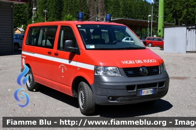 Volkswagen Transporter T5
Vigili del Fuoco
Unione distrettuale di Fassa
Corpo Volontario di Canazei (TN)
VF 3H7 TN
Parole chiave: Volkswagen Transporter_T5 VF3H7TN