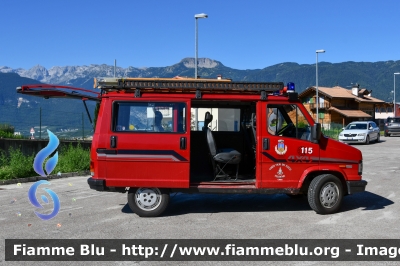 Fiat Ducato 4x4 I serie II Restyle
Vigili del Fuoco
Unione distrettuale di Cles
Corpo Volontario di Coredo (TN)
VF D74 TN
Parole chiave: Fiat Ducato_4x4_Iserie_IIRestyle VFD74TN