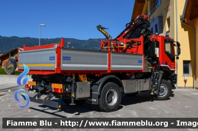 Iveco Trakker 4x4 II serie
Vigili del Fuoco
Unione Distrettuale di Cles
Veicolo ospitato dal corpo di Coredo (TN)
VF 5K8 TN
Parole chiave: Iveco Trakker_4x4_IIserie VF5K8TN