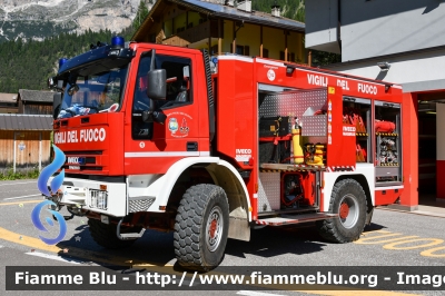 Iveco EuroCargo 135E24 4x4 I serie
Vigili del Fuoco
Unione distrettuale di Fassa
Corpo Volontario di Mazzin di Fassa (TN)
Allestimento Iveco Magirus
VF F56 TN
Parole chiave: Iveco EuroCargo_135E24_4x4_Iserie VFF56TN