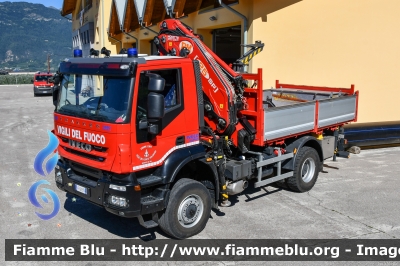 Iveco Trakker 4x4 II serie
Vigili del Fuoco
Unione Distrettuale di Cles
Veicolo ospitato dal corpo di Coredo (TN)
VF 5K8 TN
Parole chiave: Iveco Trakker_4x4_IIserie VF5K8TN