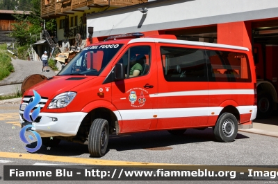 Mercedes-Benz Sprinter 4x4 III serie
Vigili del Fuoco
Unione distrettuale di Fassa
Corpo Volontario di Mazzin di Fassa (TN)
VF 5K2 TN
Parole chiave: Mercedes-Benz Sprinter_4x4_IIIserie VF5K2TN