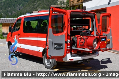 Mercedes-Benz Sprinter 4x4 III serie
Vigili del Fuoco
Unione distrettuale di Fassa
Corpo Volontario di Mazzin di Fassa (TN)
VF 5K2 TN
Parole chiave: Mercedes-Benz Sprinter_4x4_IIIserie VF5K2TN