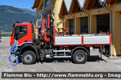 Iveco Trakker 4x4 II serie
Vigili del Fuoco
Unione Distrettuale di Cles
Veicolo ospitato dal corpo di Coredo (TN)
VF 5K8 TN
Parole chiave: Iveco Trakker_4x4_IIserie VF5K8TN