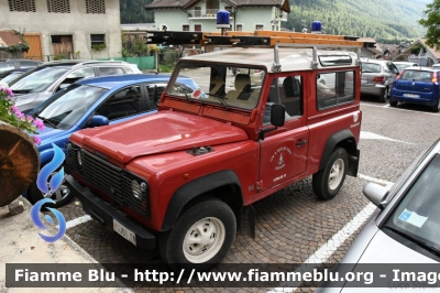 Land-Rover Defender 90
Vigili del Fuoco
Unione Distrettuale della Val Di Sole
Corpo Volontario di Vermiglio (TN)
VF J51 TN
Parole chiave: Land-Rover Defender 90 VFJ51TN